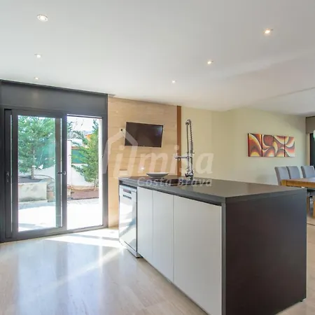 Oasis House Villa Calonge (Catalonia)