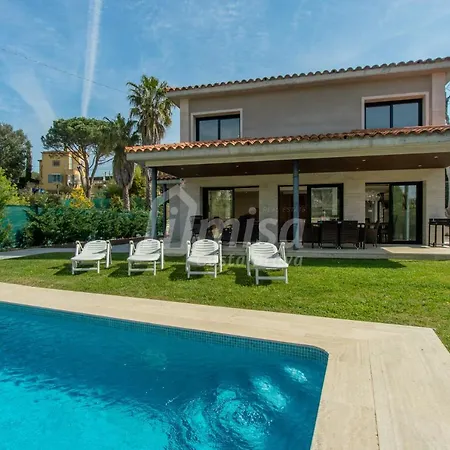 Villa Oasis House