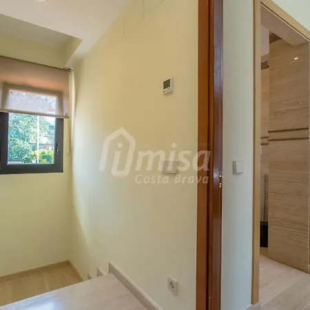 Oasis House Calonge (Catalonia)