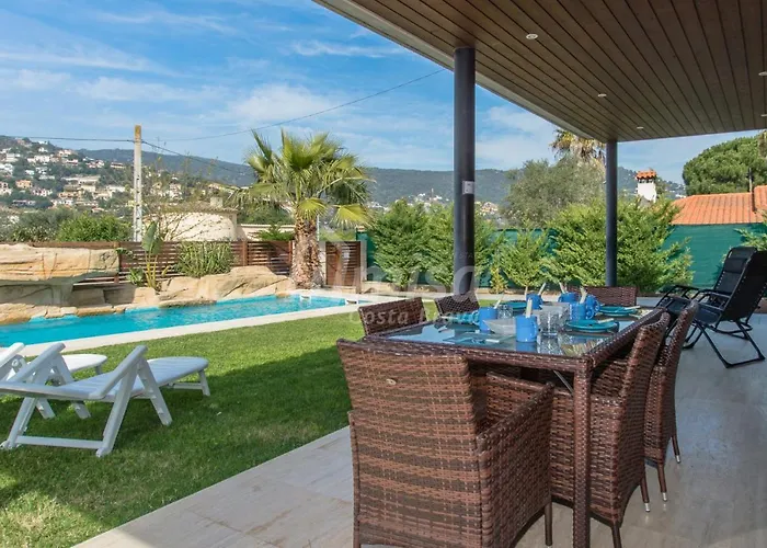 Oasis House *